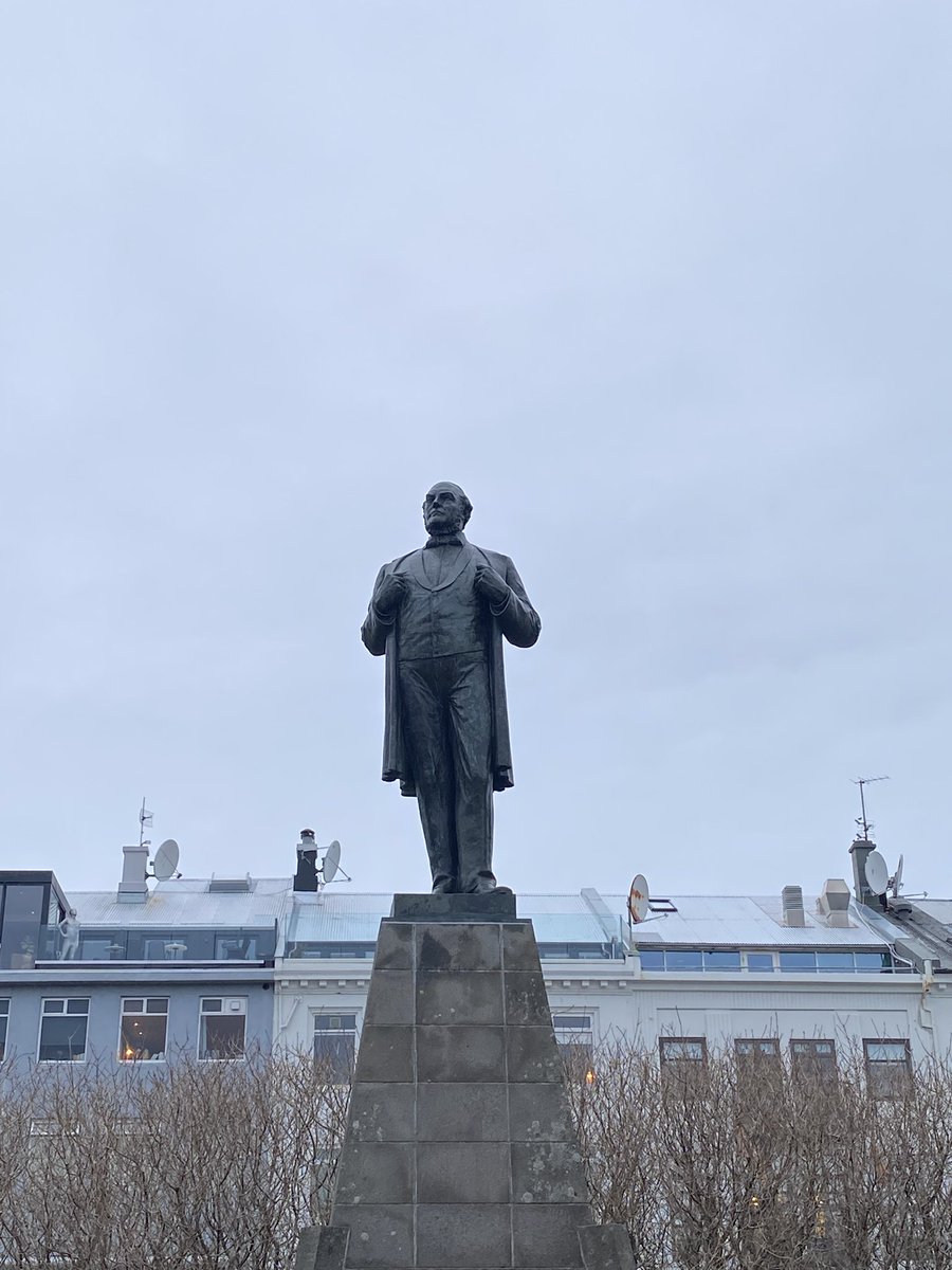 BoswellsHistory's tweet photo. Quick stop off in the capital Reykjavik. Parliament building and a quick group photo @BoswellsSchool @BoswellsGeo https://t.co/iq8oQ4XC6b