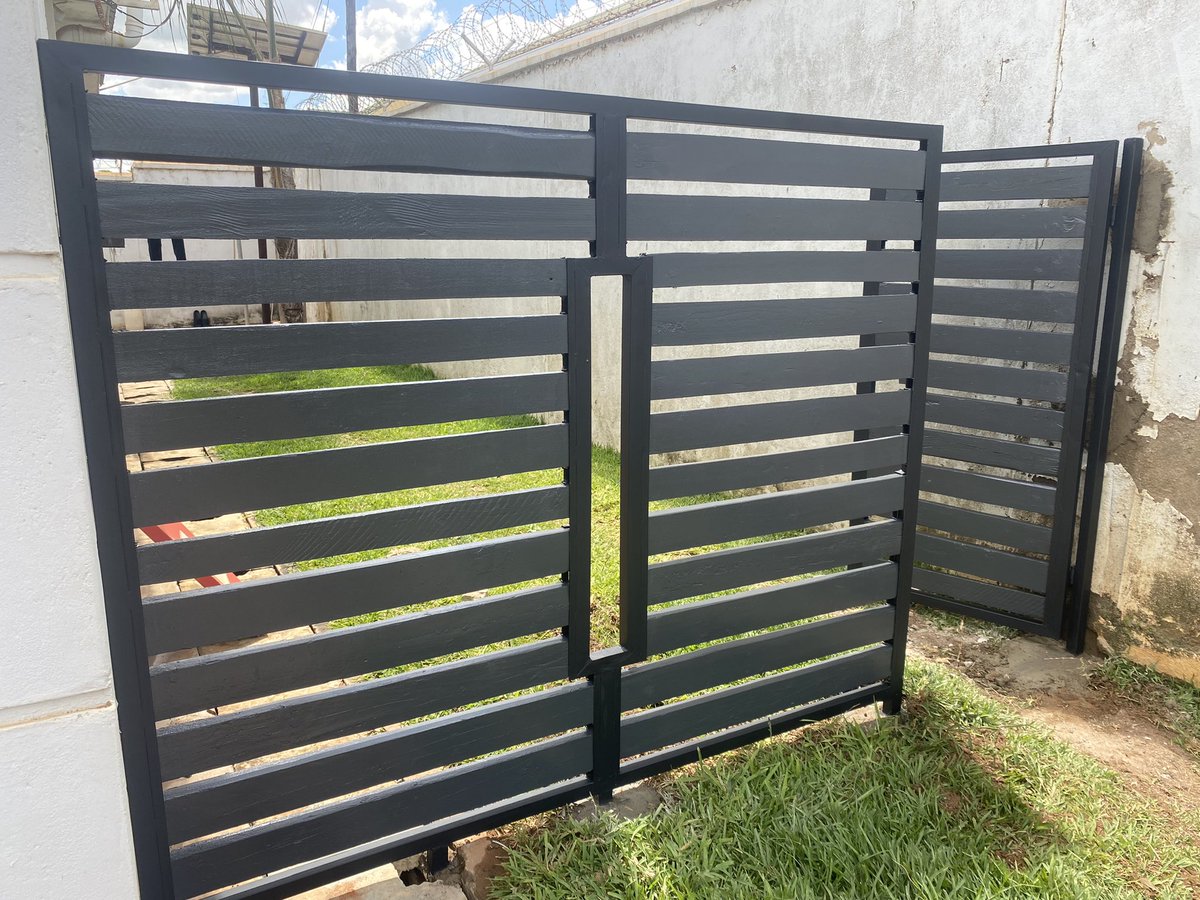 Look at what we did. 
Installed today. 

#GardenGate
#SlatPanel
#Fence
#Welding