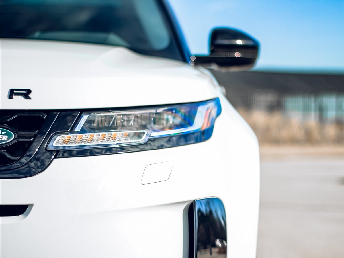 landroverjax's tweet image. Explore in style with the 2023 #RangeRover #Evoque P250S in #FujiWhite! Adventure is calling - are you ready to answer?

📞 (828) 891-7493
🌐 landroverjacksonville.com

Visit Land Rover Jacksonville and start your journey. #RangeRoverEvoque #AdventureAwaits #LandRover #Jacksonville