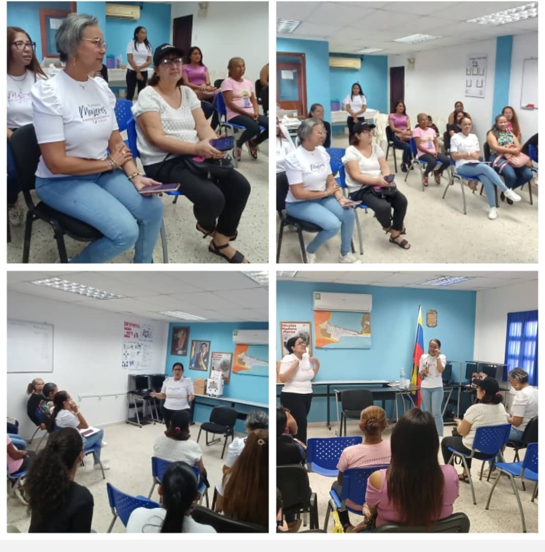 danielasocialis's tweet photo. La fundación Infocentro apoya a la mujer emprendedora en Nuestra Comunidad de Amuay  esas mujeres  que es  capaz de ver una oportunidad de negocio, iniciar un proyecto de vida diferente #FAL28
@NicolasMaduro 
@Gabrielasjr 
@luisinfoVen https://t.co/6CVm4jGTNr