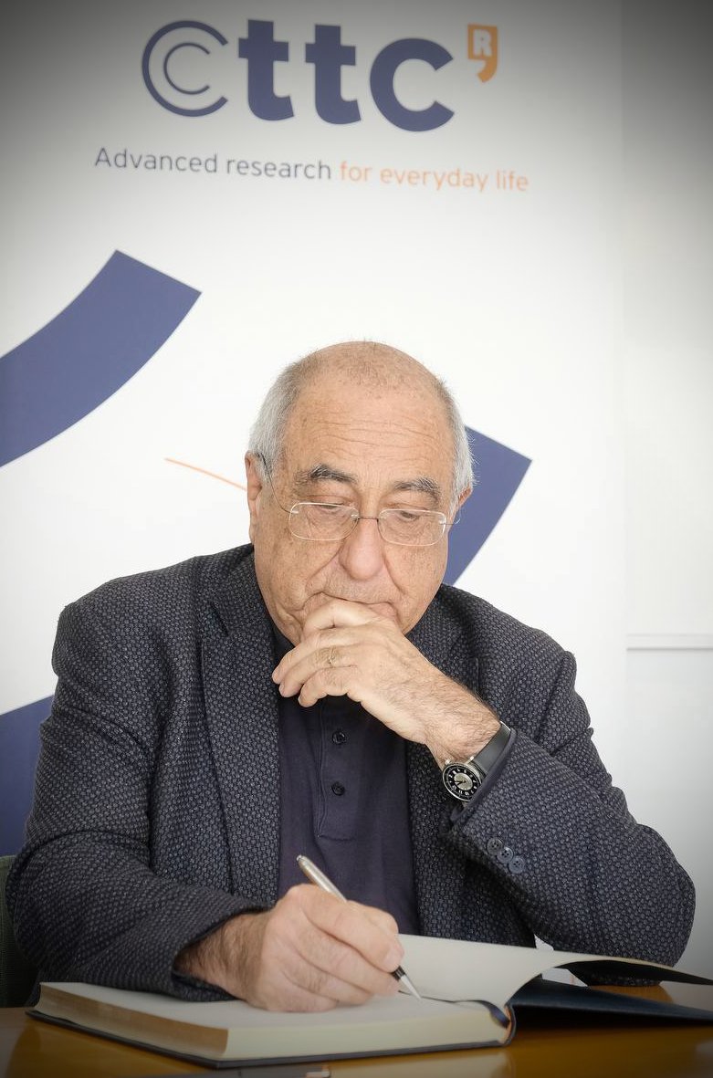 Recerca i Universitats tweet media