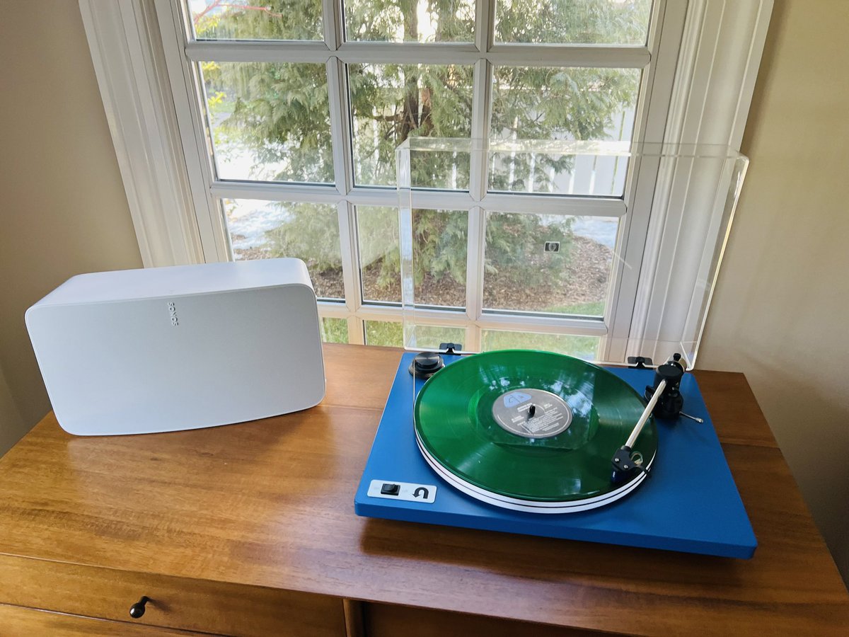 Love the aesthetic of the green vinyl release of Terrapin Station 🐢