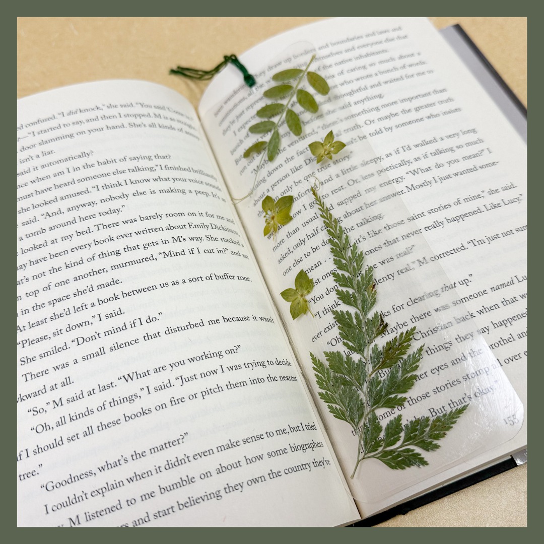 cobbcountygovt's tweet image. Get ready for spring with a botanical-themed bookmark! Teens ages 12+ can pick up a kit from #WestCobbLibrary beginning 2/19, which includes everything from the bookmark template to (random) pressed plants and leaves. While supplies last.

#CobbLibrary #cobbcounty #winterbreak