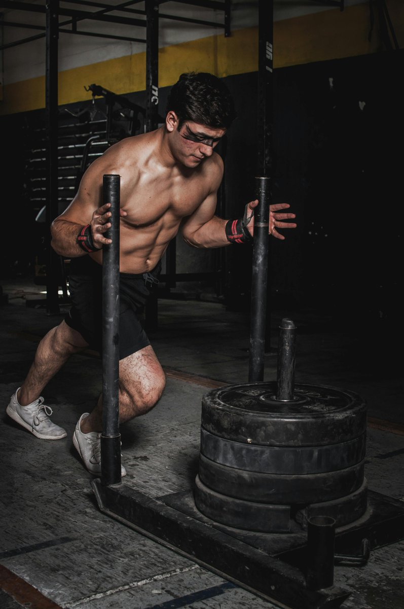 CrownShop12's tweet photo. 🔥🥩Fueling your body with the right nutrients is essential for effective muscle recovery. Make sure to include a balance of protein, carbohydrates &amp; healthy fats in your diet to optimize your workout results. Link in bio! 🏋️🥑💪

#fitnes #diet #recipe #Foodies #weightlosstips https://t.co/0VhbEbzCh8