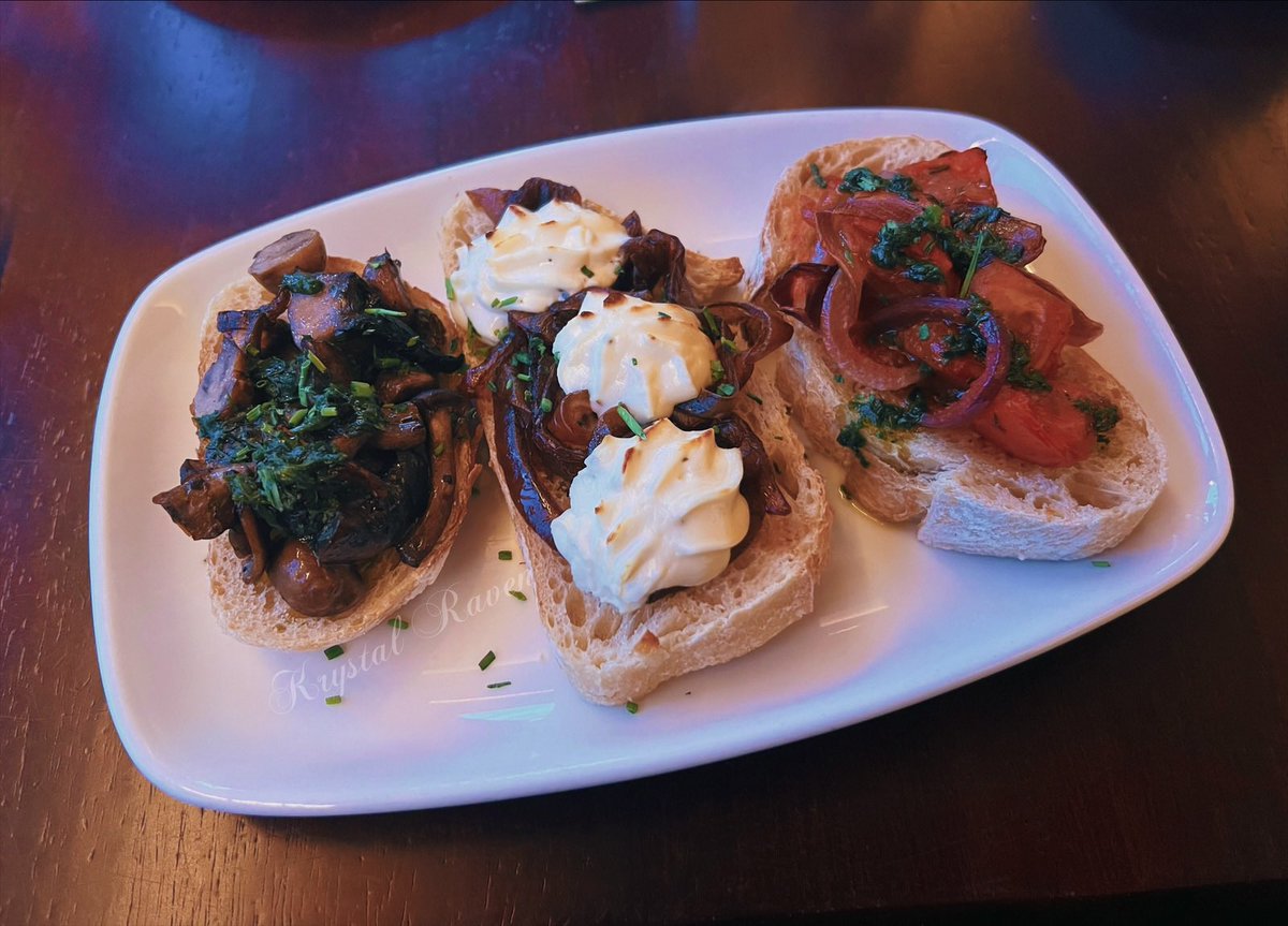 Krystal_RavenUK's tweet photo. Interviewed a prospective submissive over a bruschetta brunch today.
First task of covering my hair appointment this week complete ✅
Let’s see how B does.
#SwindonFinDom #WiltshireMistress https://t.co/SwiaDEEVvk