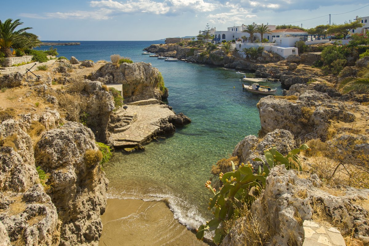 VisitGreecegr's tweet image. #Kythira #Island: Birthplace and muse to painters, poets and filmmakers. A timeless source of inspiration. 🏝️🎨 #VisitGreece #travel  
bit.ly/42JBbxs