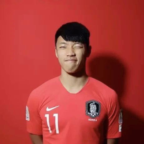 이마를 다 덮지않아서 부족한(?)앞머리가 
뭐라고 이리 귀엽죠