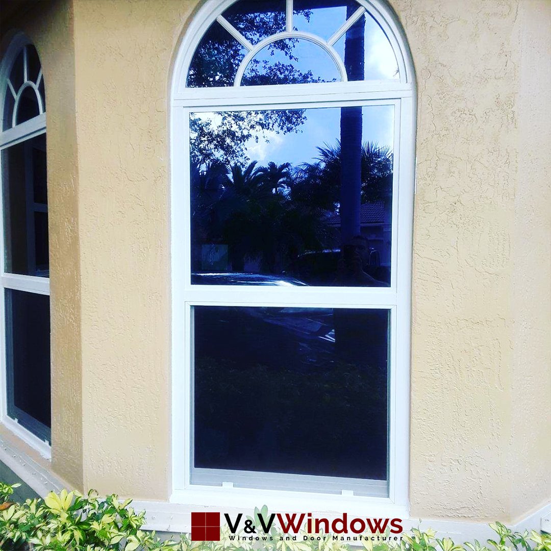 VandVWindows's tweet photo. Choose from our collection of classic window styles that perfectly suit any home's design. Elevate the protection and value of your property by upgrading your traditional windows today. Call us at 305.888.4151 and let us make your vision a reality! #VandVWindows https://t.co/NKXxKZrBsE