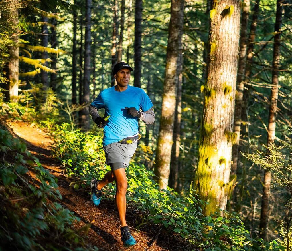 Race Week! Running towards the sun ☀️ at the 1st race of 2024 this Sunday at the @daybreakracing x @runfreetrail #BigAlta28k — See ya there! 🤙🏽 #trailrunning #columbiaathlete #montrail #testedtough #anysurfaceanydistance Photo: @stevenmortinson instagr.am/p/C3iOu5hrWnh/