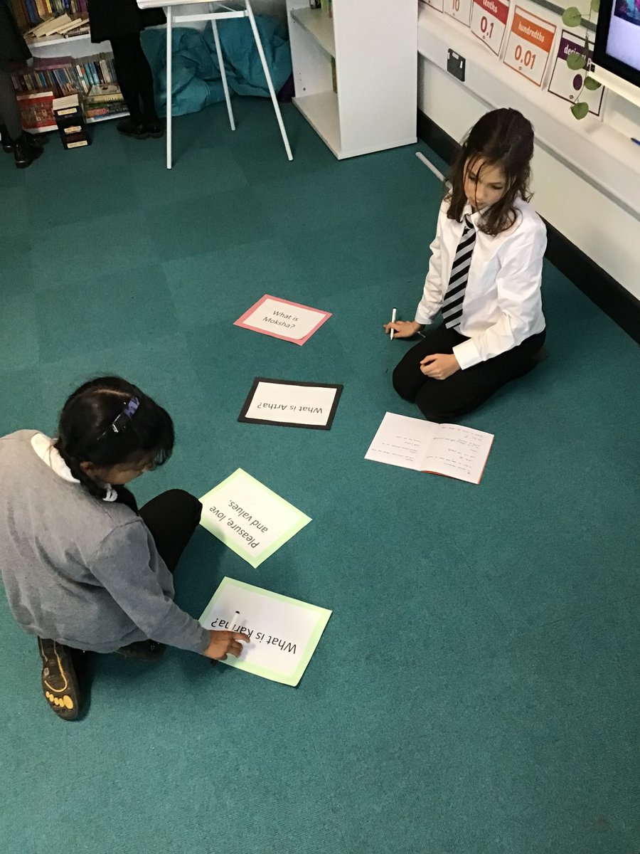 Year 5 enjoyed a scavenger hunt during their RE lesson! They were discovering information about karma and what it means to Hindus.