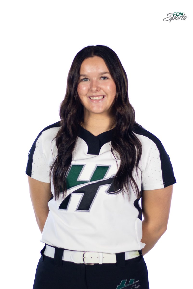 Happy Birthday to junior pitcher, Maddie Turner, AND freshman utility, Nigella Reck! How lucky are we that you are Foresters?! We hope you have the best day! 🎉💚