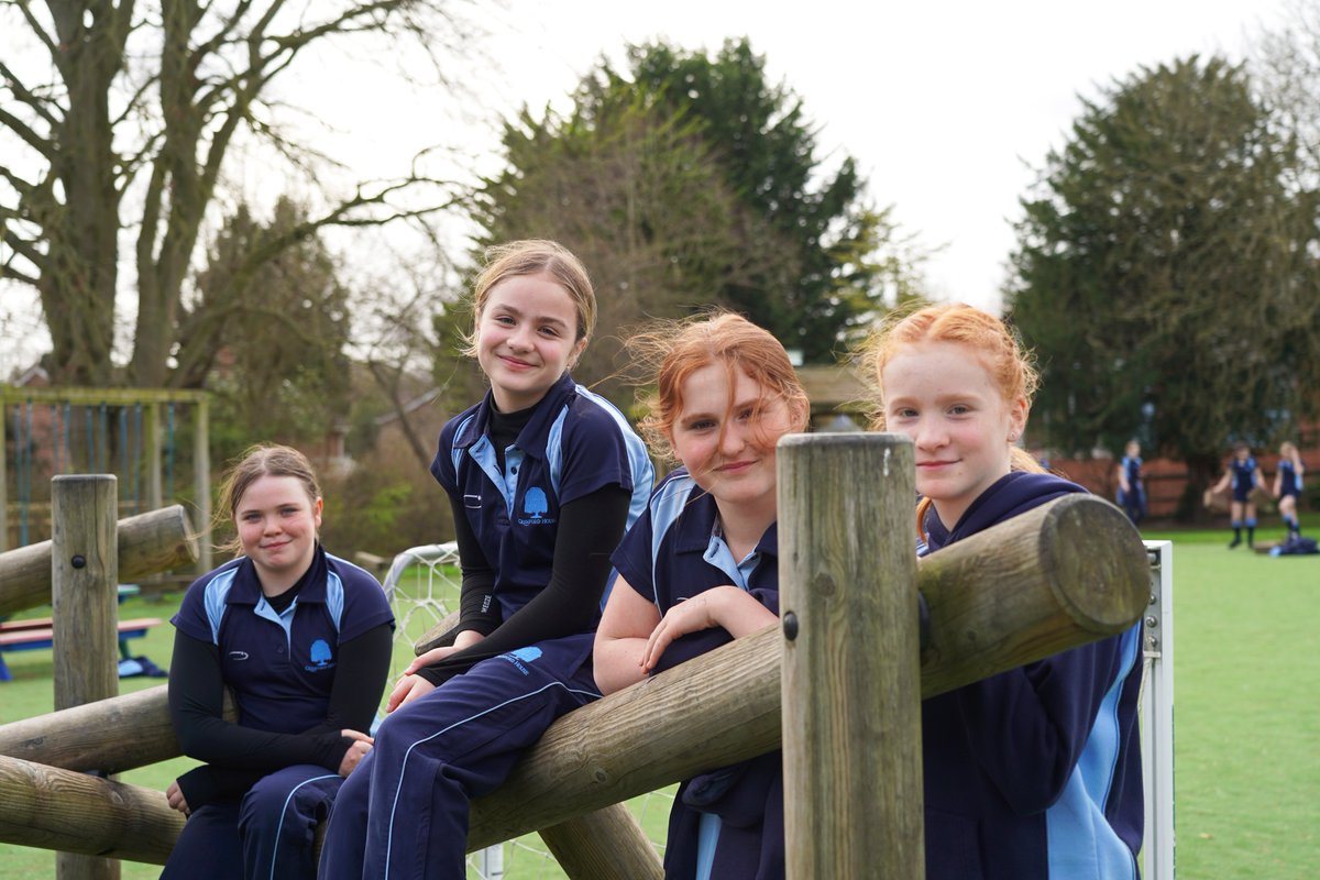 Cranford_Sch's tweet photo. Senior School pupils have been making the most of their lunch break. From laughter-filled chats to friendly competition, it is great to see everyone back at school! 🏓⭐️ #CranfordSeniors #LunchFun https://t.co/PWNnBie3pL