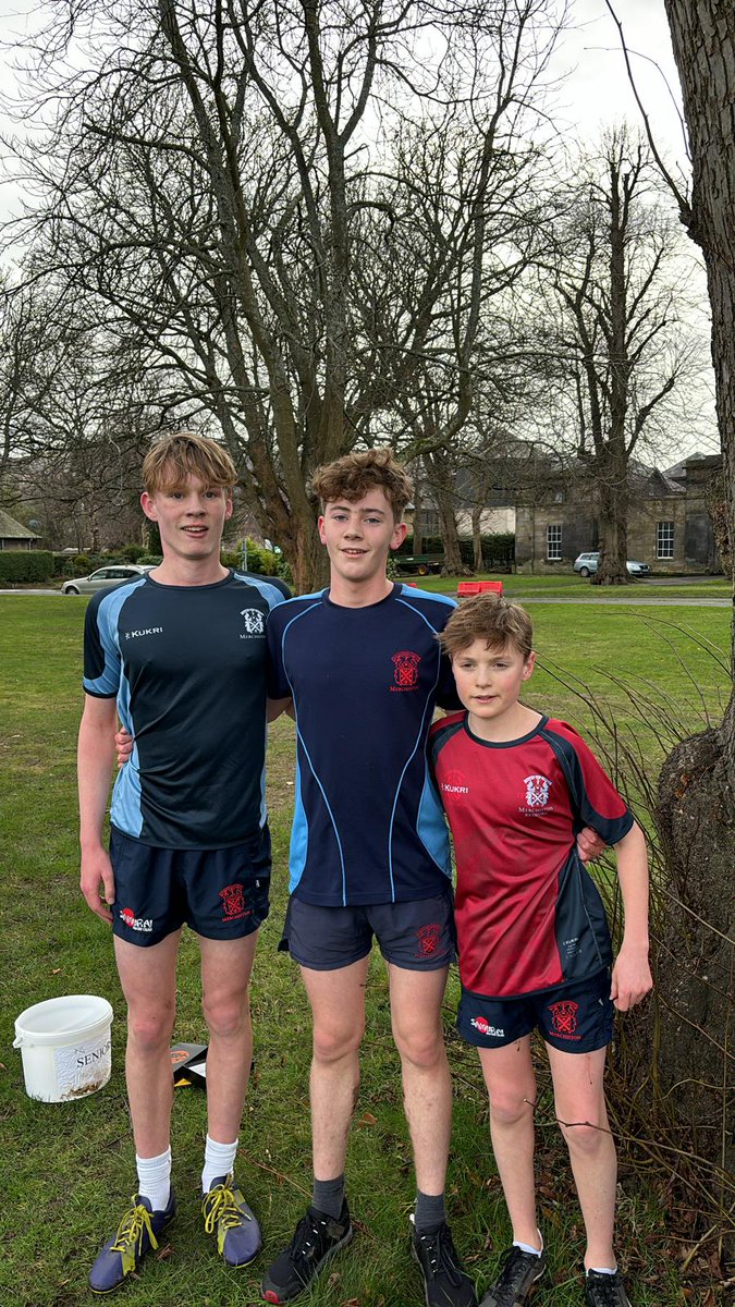 MerchiSport's tweet image. 🏃‍♂️#MerchiXCountry🏃

The annual Whole School X-Country Running Race was held this afternoon. All competitors representing their Clan!🏰

Individual winners were:
Senior - Ollie W
Middle - Joel VB
Junior - Oliver S

#MakingtheCastleStronger
#SqueezingEveryDrop
#WinningWellasaTeam