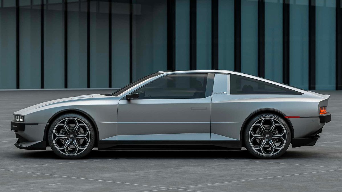 motorforms's tweet image. Hyundai Pony Coupe 👀