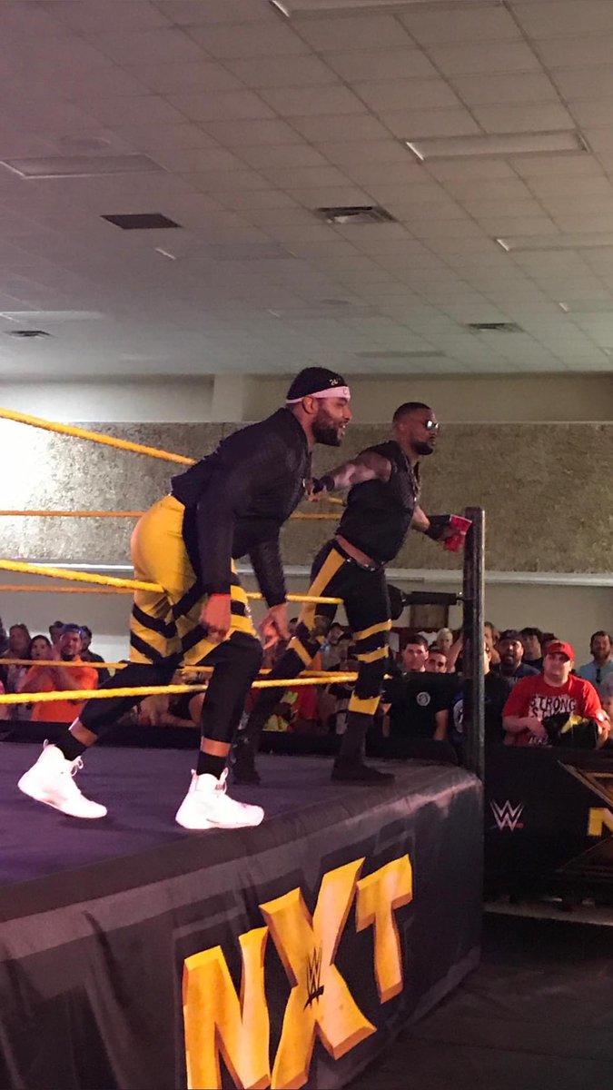 battlekat904's tweet photo. @MontezFordWWE #Jacksonville https://t.co/ZwnHHZ4GIc