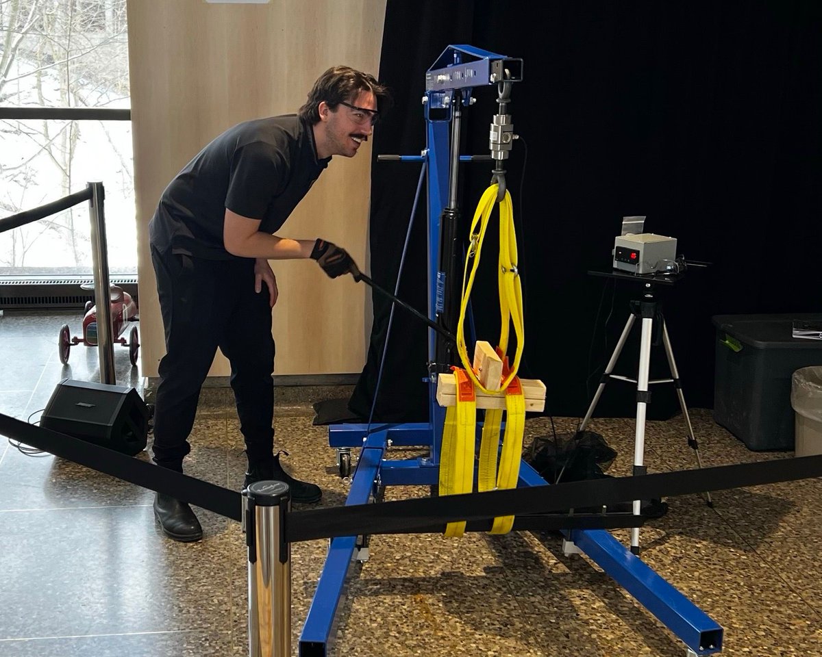 TODAY, you can check out the Climate Quest booth run by @westernuNTP and @westernuNHP scientists at @OntScienceCtr. Here's a roof-to-wall connection structural test. Plus many other fun wind, tornado & hail exhibits! The booth will be returning for part of March Break as well.