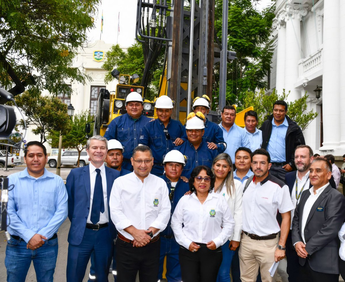 OscarBarzon's tweet photo. Priorizamos la gestión del agua y garantizamos su acceso para todos, por ello decidimos reconstruir la Unidad de Recursos Hídricos. https://t.co/z9fx3ogVtE