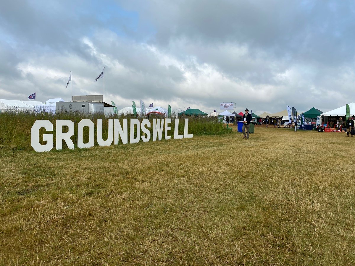 RoyalAgSociety's tweet photo. #RASEawards revisited 🎉🌟

In 2023, brothers John and Paul Cherry were the first to win the RASE Farm of the Future Award, in recognition of how @Groundswellaguk has instilled confidence in many farmers to start their journey towards regenerative farming systems.

Applications for all 2024 RASE Awards are opening soon, so stay tuned for updates on how to submit a nomination 🥇🎆