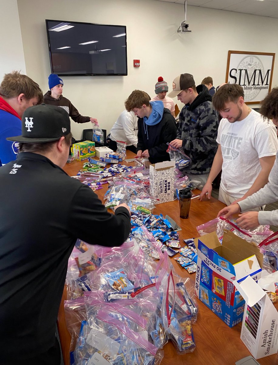 Dean James tweet media