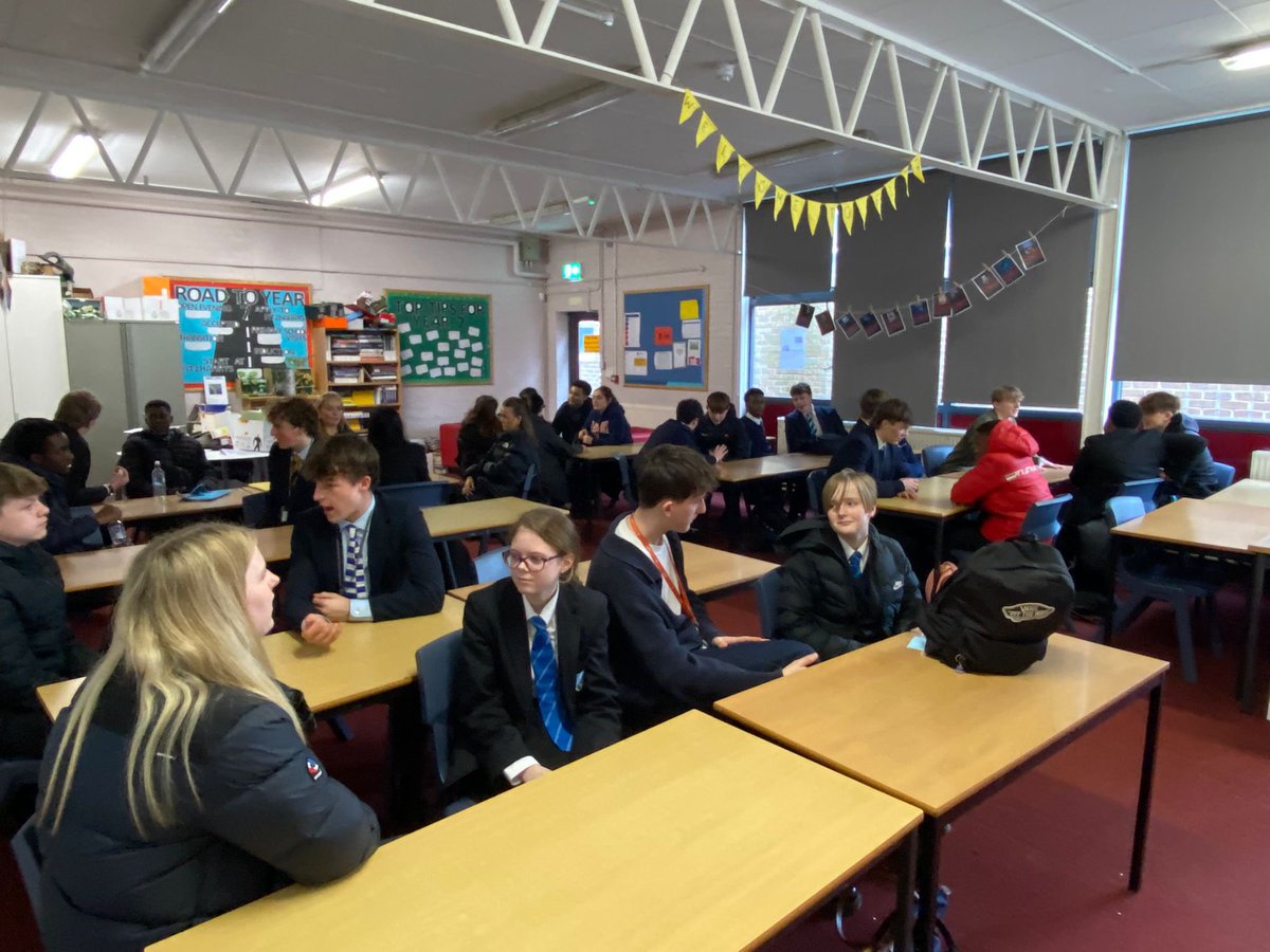 OX14 Learning Partnership (@ox14_lp) on Twitter photo It’s great to be back and wonderful to see 56 students at the first session for <a href="/Fitzharrys/">Fitzharrys School</a> <a href="/JMF6_Abingdon/">JMF6-Abingdon</a> and <a href="/RadleyLinks/">Radley College Partnerships</a> Academic Coaches and students. Engaging, inspiring and supportive conversations throughout. So many positive comments. #challengeinspiresupport It’s great to be back and wonderful to see 56 students at the first session for <a href="/Fitzharrys/">Fitzharrys School</a> <a href="/JMF6_Abingdon/">JMF6-Abingdon</a> and <a href="/RadleyLinks/">Radley College Partnerships</a> Academic Coaches and students. Engaging, inspiring and supportive conversations throughout. So many positive comments. #challengeinspiresupport