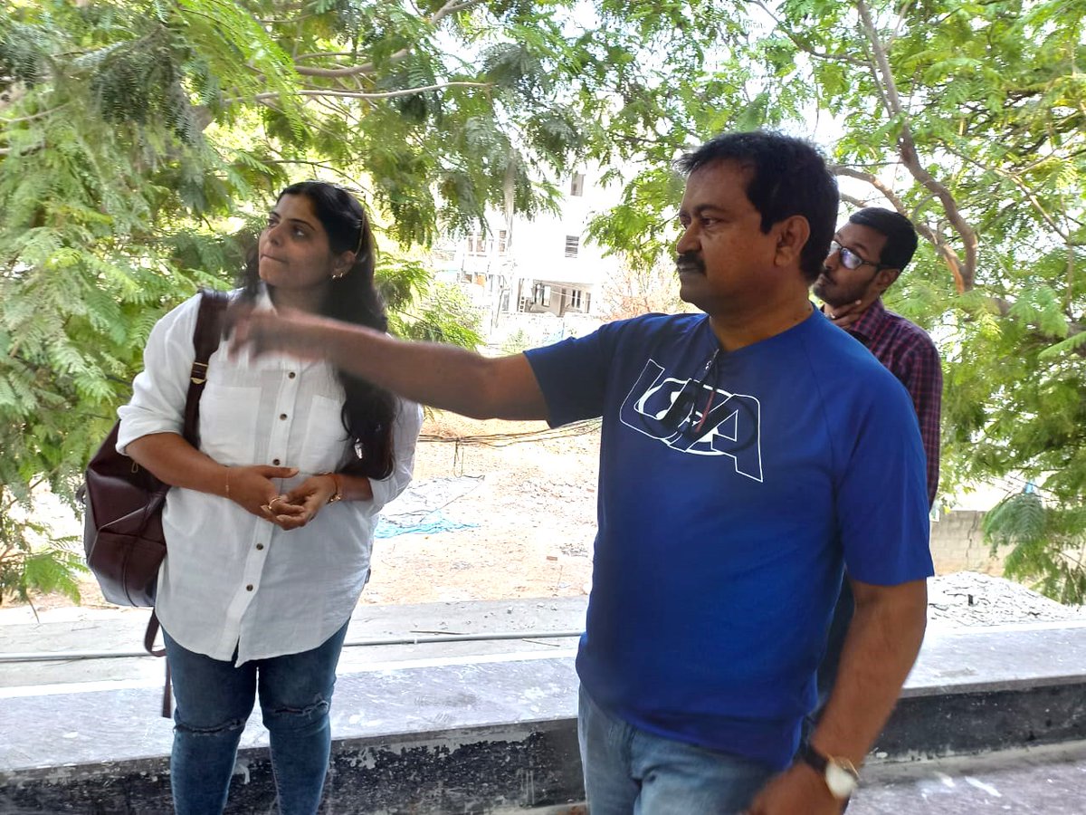 MChimmani's tweet photo. Pick business partners & members of the team with high intelligence, energy, and, above all, integrity.
.
.
.
#TotalCinema
#2020_TheFilm #ManutimeTeam #Yo #Just_Prema #NewProductionHouse #ThinkBig #DoBig #MakeFilmsThatMakeMoney https://t.co/RZ4ntPcB0C