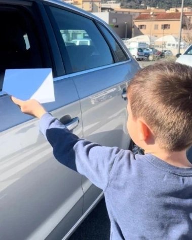 coreinfronte's tweet photo. #CoreInFronte soutient les parents d'élèves de l'école Sandreschi, à Corti. Ils dénoncent la suppression d’un poste d'enseignant à la rentrée 2024. 
Cette fermeture de classe conduirait à des classes surchargées nuisant à un enseignement de qualité. https://t.co/UxGZ0ntNfw