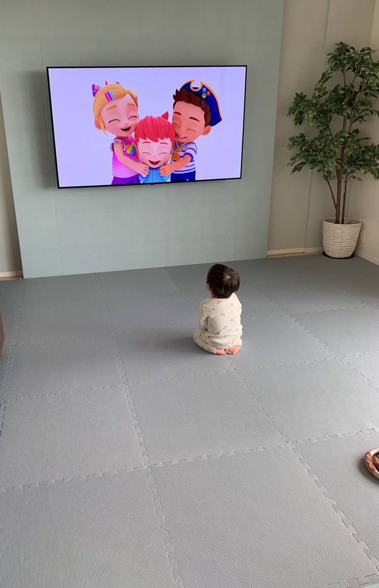 banrimari123's tweet photo. これは私が病院行っている間、いい子に待っててくれた次男。正座してるだけで可愛いってなんなの😌ﾀﾀﾞﾁｮｯﾄﾁｶｲﾈ https://t.co/12dh5h9sF1