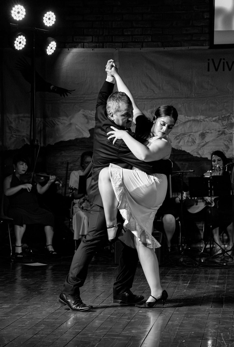 ¡¡PREMIOS MUNDIALES DE FOTOGRAFÍA SONY 2024!!

Marco Chacana, de Chile, capturó esta escena durante una muestra costumbrista de folclore del Grupo Tabake, el 21 de octubre de 2023 en Santiago.