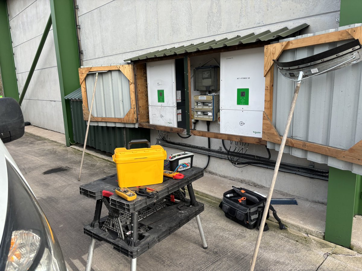 Today I was sunny Widnes !! not ! 😂 it was Baltic 
solar PV maintenance with EICR 
<a href="/electrician_247/">Mark Allison</a> <a href="/Monty_Electrics/">Monty Electrics</a> <a href="/ArtElectrics/">Artisan Electrics</a> <a href="/BrumElectrician/">Birmingham Electrician</a> @QlecElec2020 <a href="/AnslowElectric/">Anslow Electrical ®</a> <a href="/InternetElec/">Internet Electrical</a>