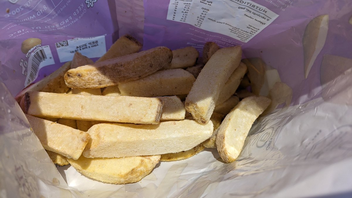 ⓋeganOliⓋe tweet media