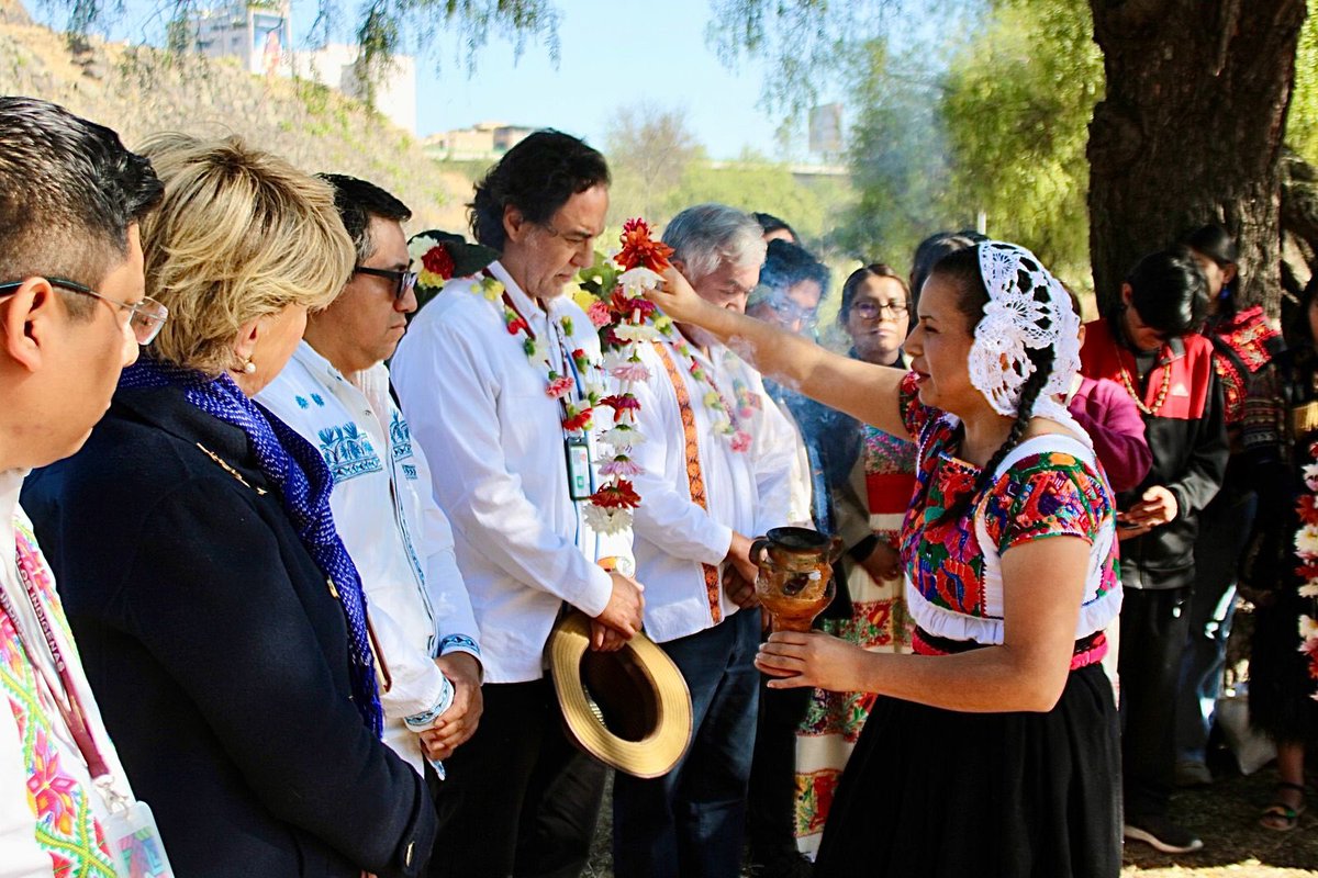 INPImx's tweet photo. En el marco del Día Internacional de la Lengua Materna, la Universidad de las Lenguas Indígenas de México #ULIM, inaugura con una ceremonia tradicional en la Zona Arqueológica de Cuicuilco semana dedicada a las lenguas y culturas indígenas. https://t.co/pjrOqKOSZM