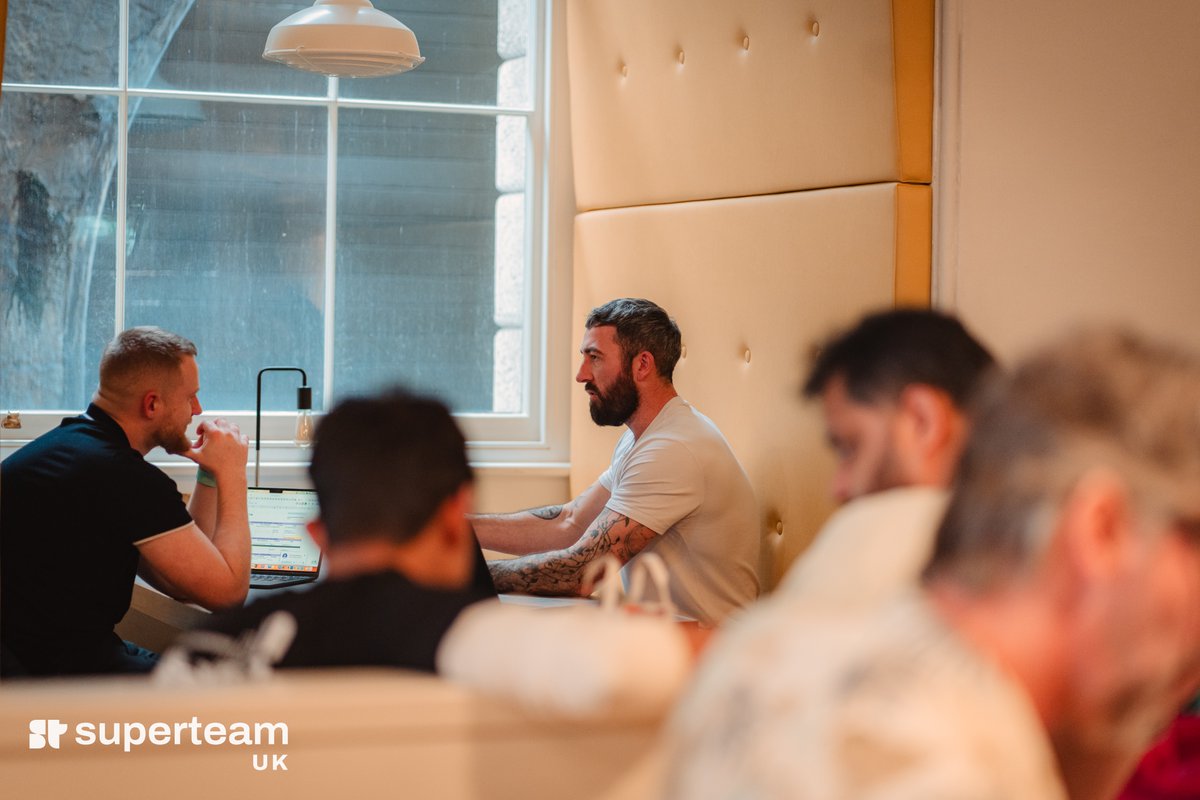 kdotcrypto's tweet photo. Last Friday I managed to get myself over to @SuperteamUK's BuildStop.

What was meant to be a 3 hour office hours on hiring, turned into almost 6! 

I also had many conversations with our UK builders about @solana's upcoming Hackathon made for an incredibly rewarding experience. https://t.co/YFz8VFXd6R