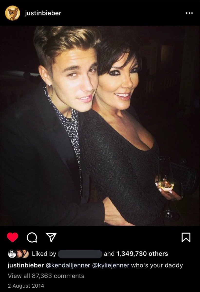 rapoutcontext's tweet photo. “Kendall Jenner e Kylie Jenner me diz quem é seu pai”

Justin Bieber ligava pa porra nenhuma  KKKKKKKKKKKKKKKK https://t.co/rGf6Td02N9