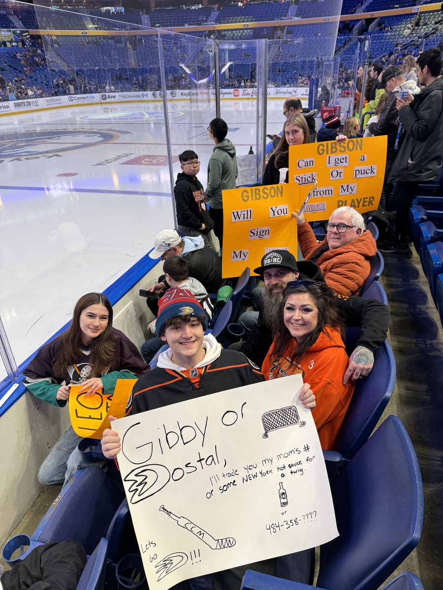 AnaheimDucks's tweet photo. Our fan support in Buffalo is 💪💪

#FlyTogether https://t.co/0zAeCtyhqV