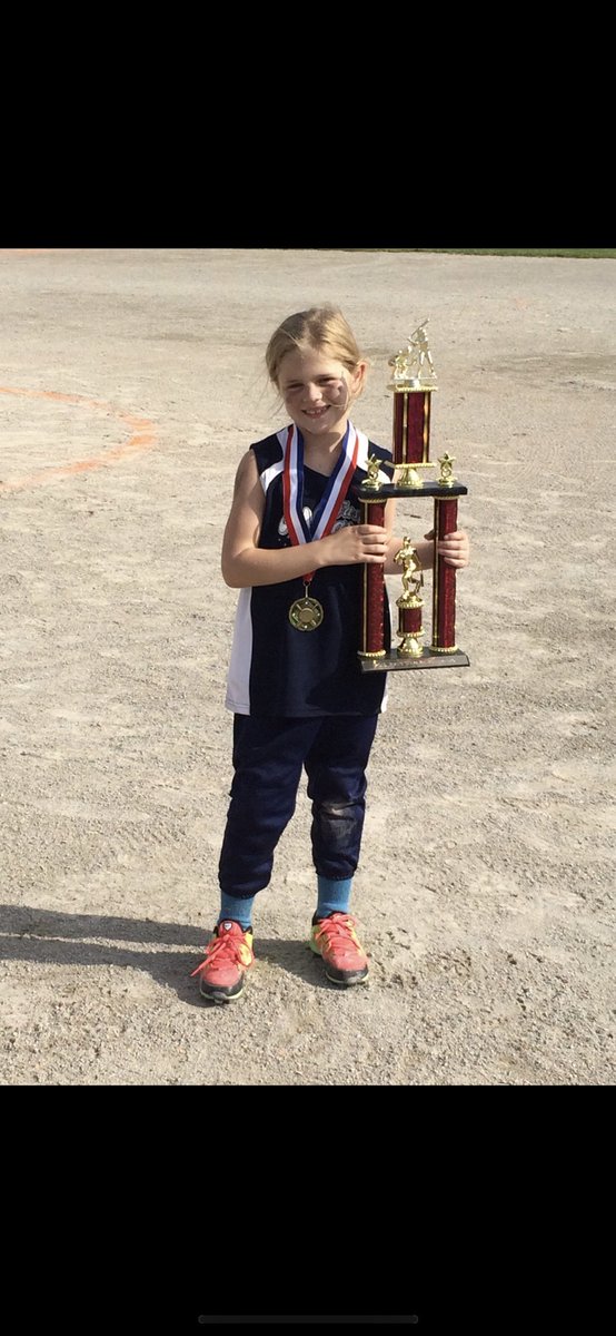 Hannah Schlachter tweet media