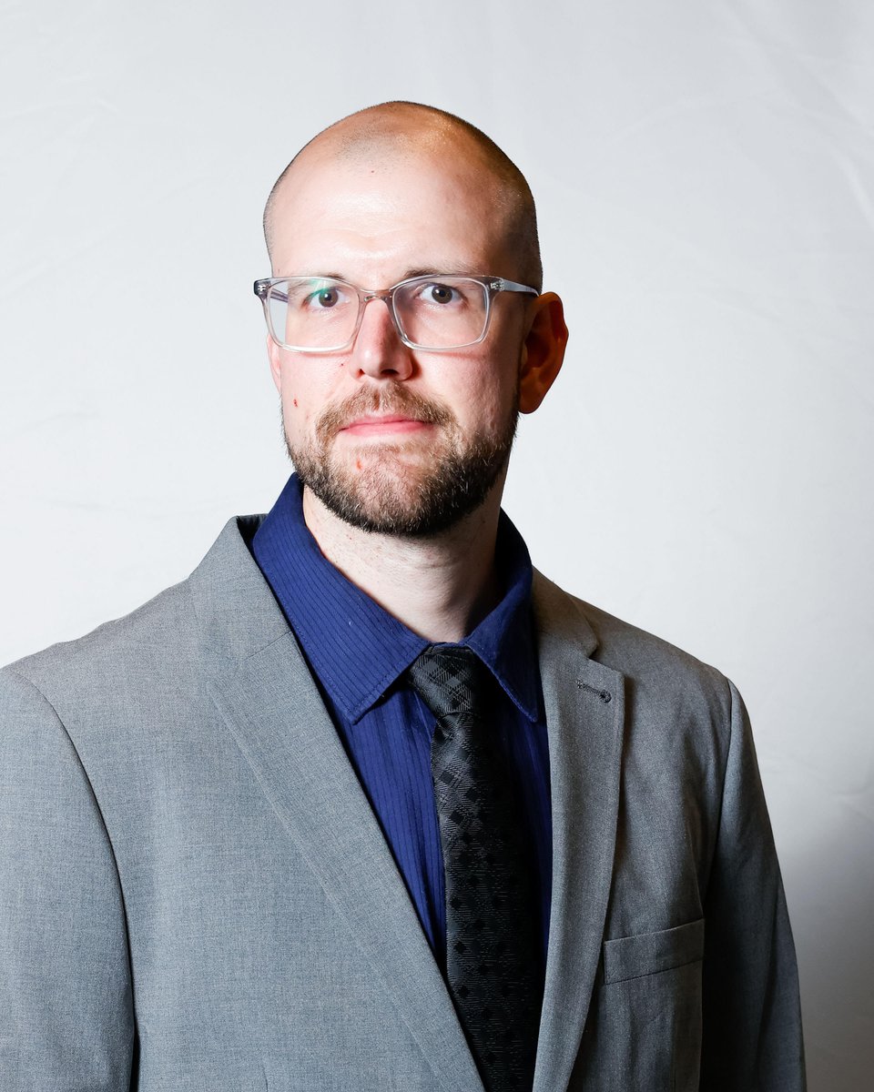 🎉Today we bid farewell to our postdoc Ryan Mahutga, who's moving on to a new role at Medtronic! Your brightness and curiosity will be missed at the lab, but we wish you the best in this new chapter of your career. Join us in congratulating Ryan! 🥳