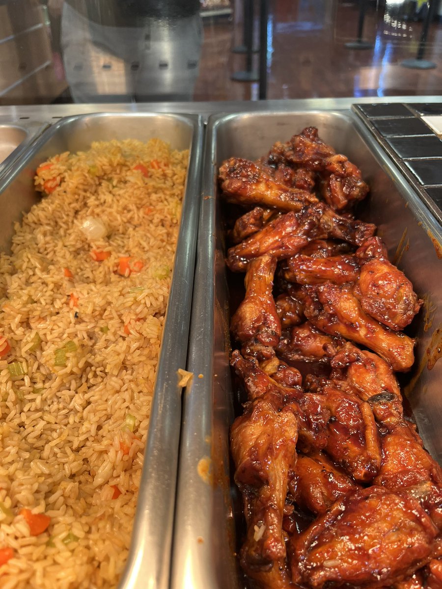 ccbcdining's tweet image. Bbq wings today at CCBC Essex !   Get 5 wings with a side of rice for $9.99