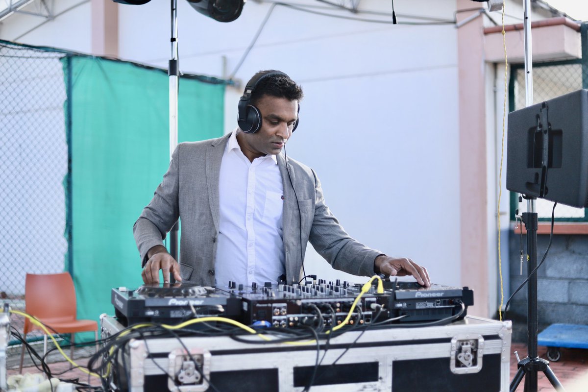 nagercoildj's tweet photo. https://t.co/ZcqNNnSRZU
#maduraidj #nagercoildj #djma9
#nagercoilwedding #tirunelveli #pioneerdjma9 #nagercoil #dj #eventdj #djnavin #new #pioneerdj #thoothukudidj #tuticorin #jbl #hotels https://t.co/eYGw2SNHjI