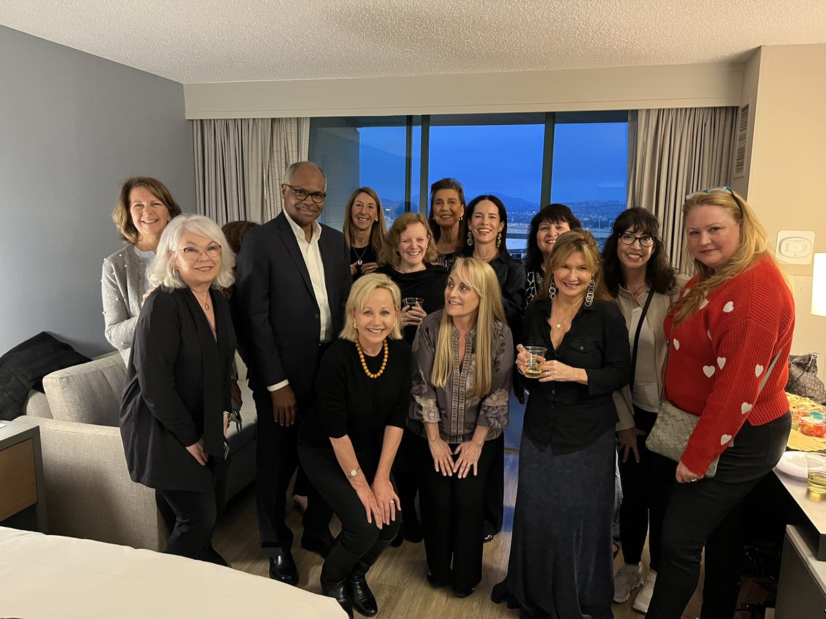 Deborah Goodrich Royce (@royce_deborah) on Twitter photo It has been super having events from San Diego to Florida this month. Coast to coast who do authors love the most? Readers! And here we are-a group of writers-so excited to meet you! <a href="/novelnetwrk/">Novel Network</a> <a href="/adventurebybook/">AdventuresByTheBook</a> It has been super having events from San Diego to Florida this month. Coast to coast who do authors love the most? Readers! And here we are-a group of writers-so excited to meet you! <a href="/novelnetwrk/">Novel Network</a> <a href="/adventurebybook/">AdventuresByTheBook</a>