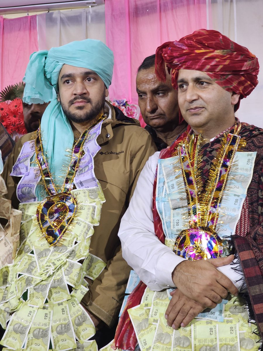 Waqar Khan tweet media