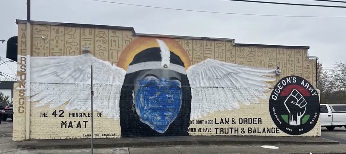 Freddie mayor of #nashville didn’t make a statement when a mural of a Black woman was defaced. Also @MNPDNashville didn’t charge the 3 white women responsible for the vandalism #NoAntiBlackracism