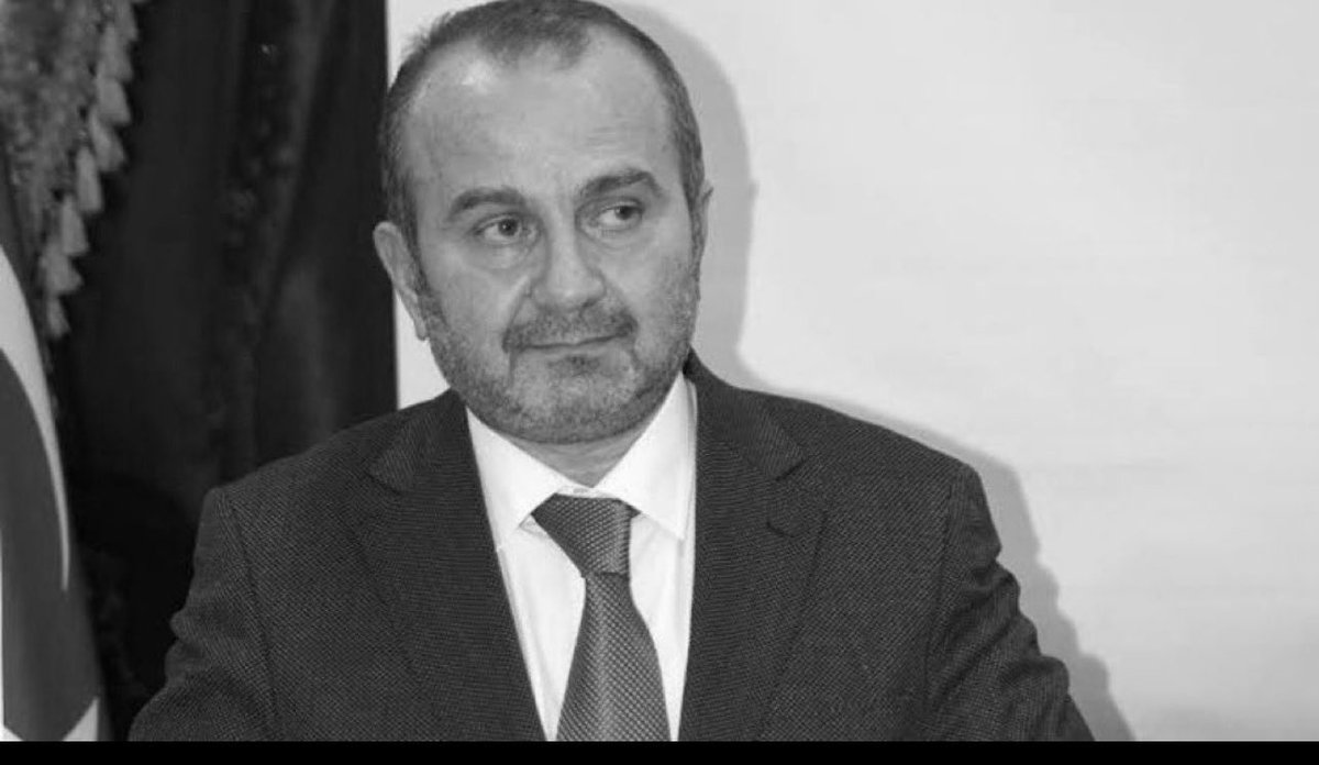 “İnnâ lillâhi ve innâ ileyhi raciun”

Hakikaten çok ama çok üzgünüm… Değerli dava arkadaşım Ferhat Çakıroğlu’nun vefatı büyük bir kayıptır…Merhum arkadaşımıza Cenab-ı Allah’tan rahmetler niyaz ediyor, ailesinin, camiamızın ve hepimizin başı sağ olsun diyorum…Mekanın cennet,