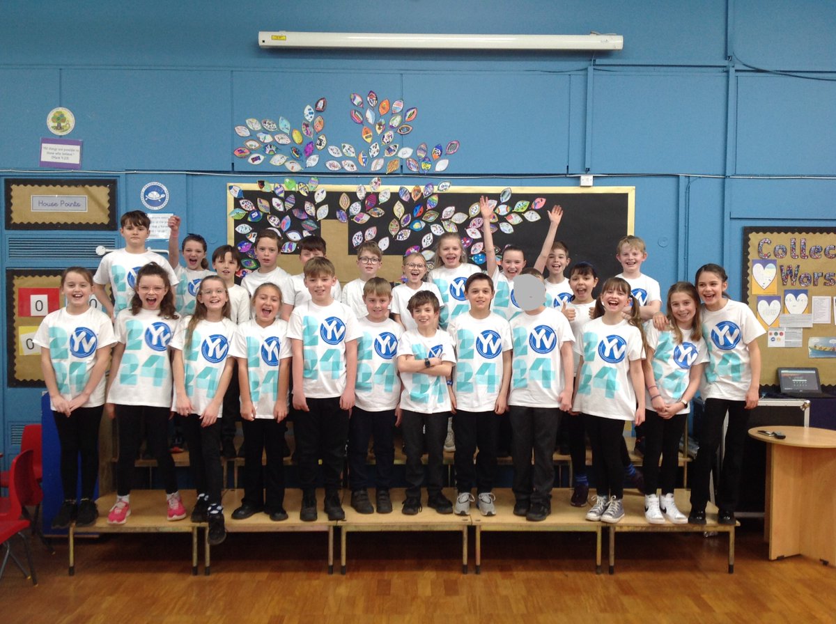 SchoolThorner's tweet photo. What a night! Year 5 were absolute stars at the Young Voices concert in Sheffield. Their enthusiasm and dedication was remarkable. We are so proud of you Maple! https://t.co/CBrqyD8DL6
