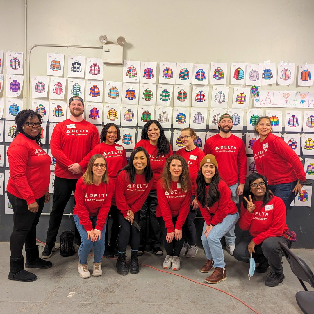 A huge thank-you to these incredible volunteers from @Delta for sorting 450 coats for our community partners - flight attendants get the job done!