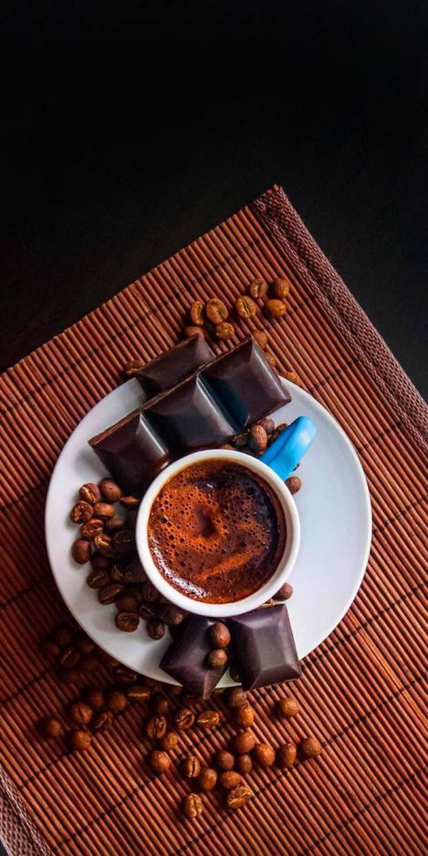 يالله عـفـوك ورزقٍ مـنـك يـغنيني
تـفرّج إهـموم منها خاطري ضاقي

عن حاجة الناس يا وهّاب تكفيني
يـا عـالم الـحال يا كافل بالأرزاقي .. 
#ريم_الجنوب 
#قروب_المسافر_فهد 
#نبض_القلم_للدعم 
#سلاطين_الفخر_للدعم 
#امبراطوريه_الملك_للدعم