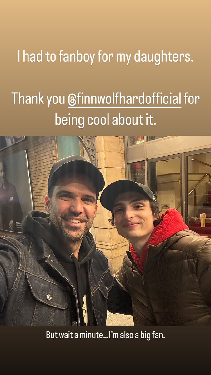 fwolfhardupdate's tweet photo. Finn Wolfhard with Benjamin Ayres in Vancouver, last night. 

📸: benjaminayres via IG stories https://t.co/ljq4u8G7YX