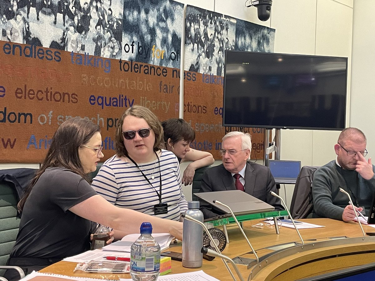 paulapeters2's tweet image. #SocialSecurityForAll 
#DisabilityResistance 

Lots of thought provoking &amp;amp; stirring presentations on how the disabled people’s movement can mobilse and fight back against the white health &amp;amp; disability reforms 
It’s important we unite mobilse and fight back