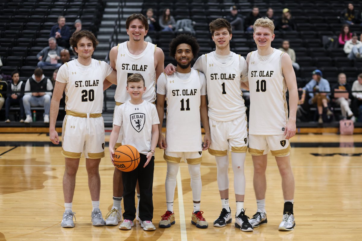 Saturday's game didn't go the way we hoped, but what an honor it was to have these six in our program. Aidan, Brendan, Caleb, Connor, Josh, and Torin - you will be missed, but you'll always be Oles! #UmYahYah | #OlePride | #d3hoops