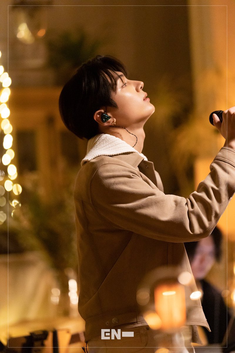 🎈rach ᴱᴺ ia a lot bc of work 😭 tweet media