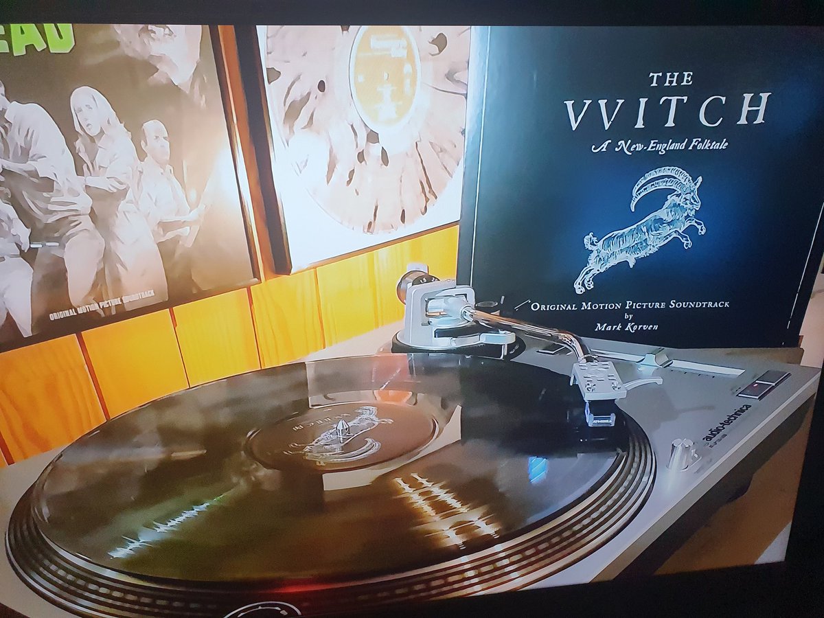 The VVITCH soundtrack is hauntingly beautiful and the perfect reading music. I'm listening to it on YouTube causes I'm poor and cant afford it but one of these days 🤣
#HorrorCommunity #horrorsoundtracks #vinylcommunity